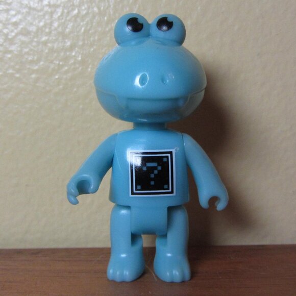 Ryan’s World Mini figure blue gus question mark unusual (W5226) - Picture 1 of 7